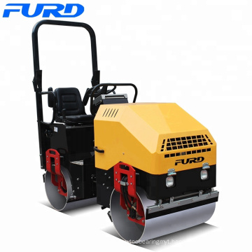 Water Cooled Diesel Mini Vibratory Roller with Hydraulic Pump (FYL-900)